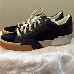 Black and White Women's Sneakers